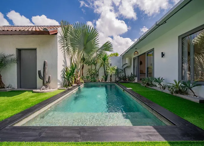 3br Spacious W- Pool Near فيلة *