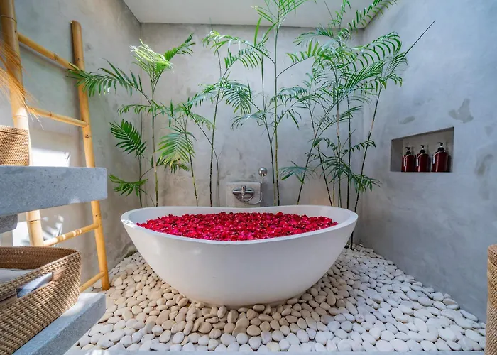 3br Spacious W- Pool Near * سمينياك