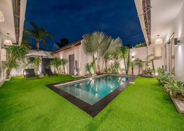 3br Spacious W- Pool Near فيلة *